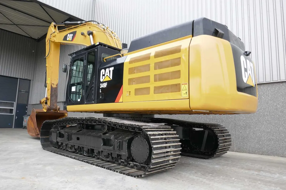 Caterpillar 349FL excavator - Image 1