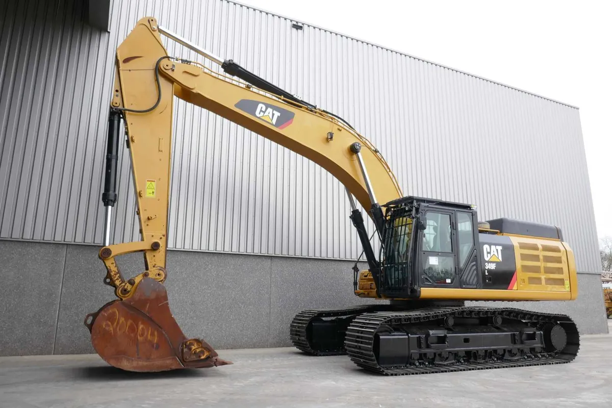 Caterpillar 349FL excavator - Image 3