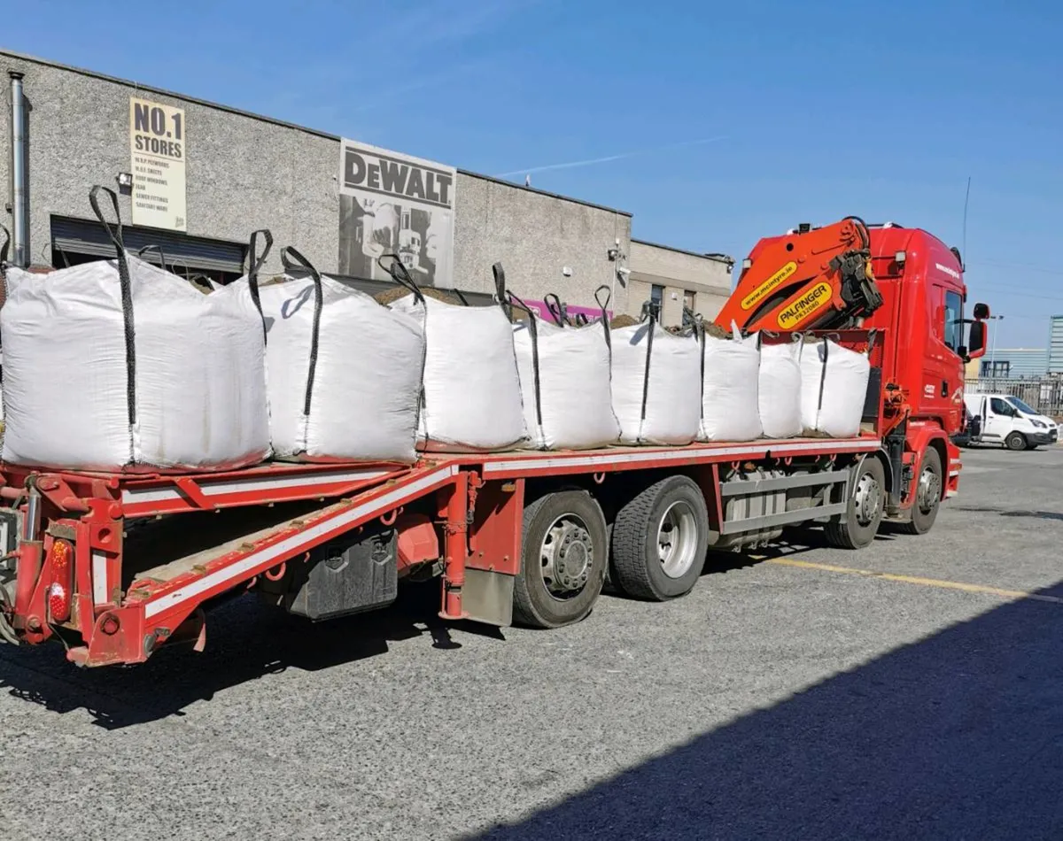 Dry Screened Topsoil - Image 2