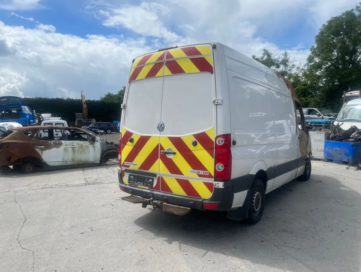 2016 VW crafter 2.0 TDI  SWB - Image 2