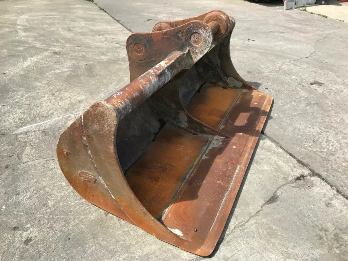 84" GRADING BUCKET .....20 TON.....80MM ....1587 - Image 4