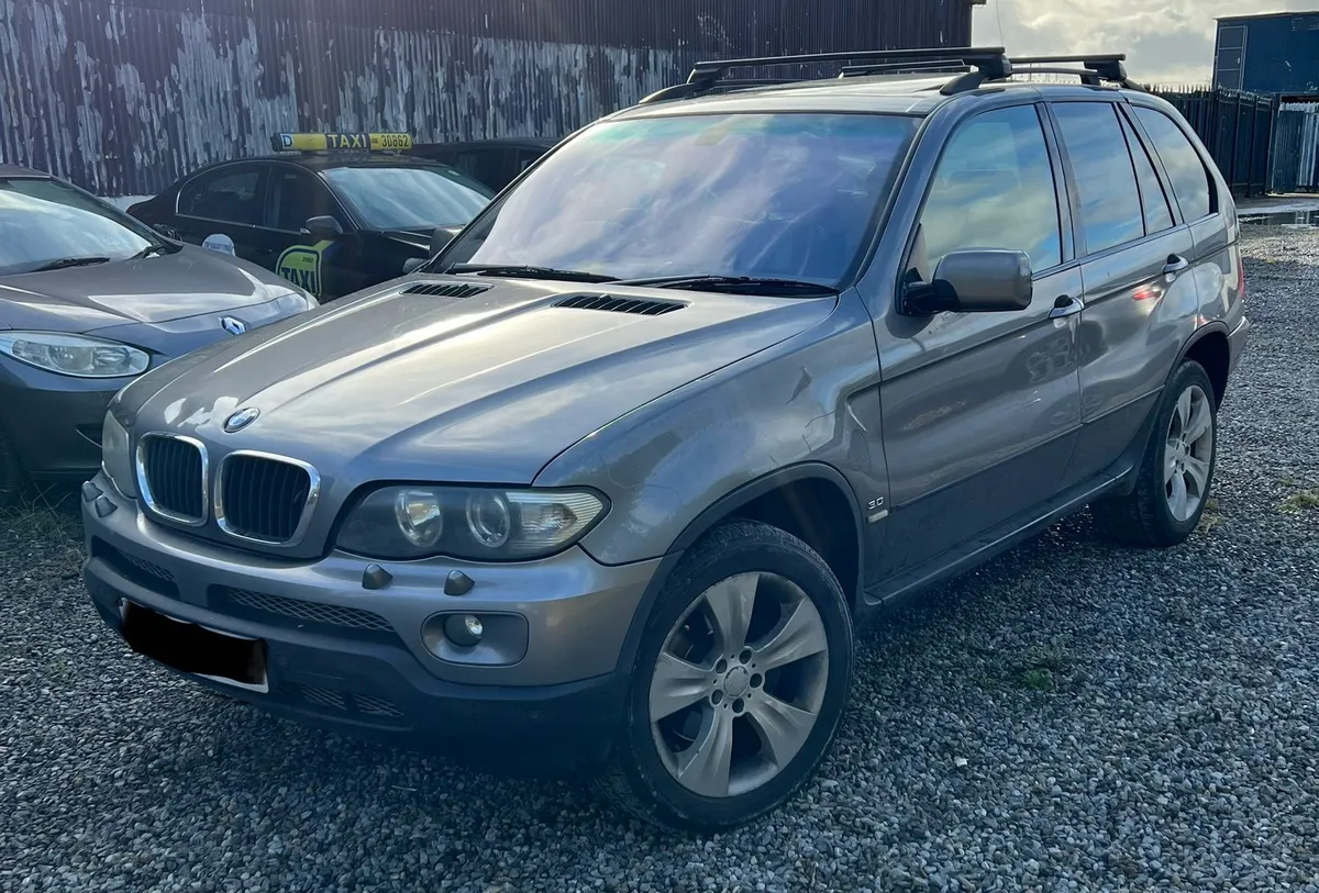 Breaking BMW X5  e53 3.0i sterling grau m54 petrol - Image 1