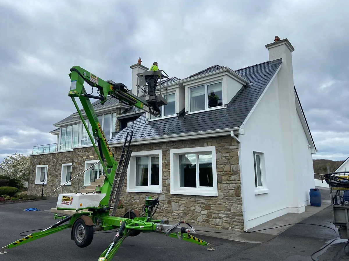 Sheds and roof painting - Image 1