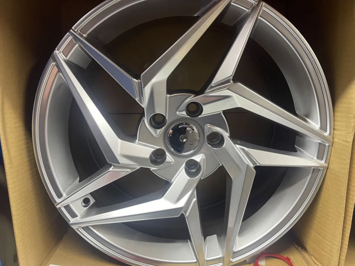 18” 5x112 Vw seat