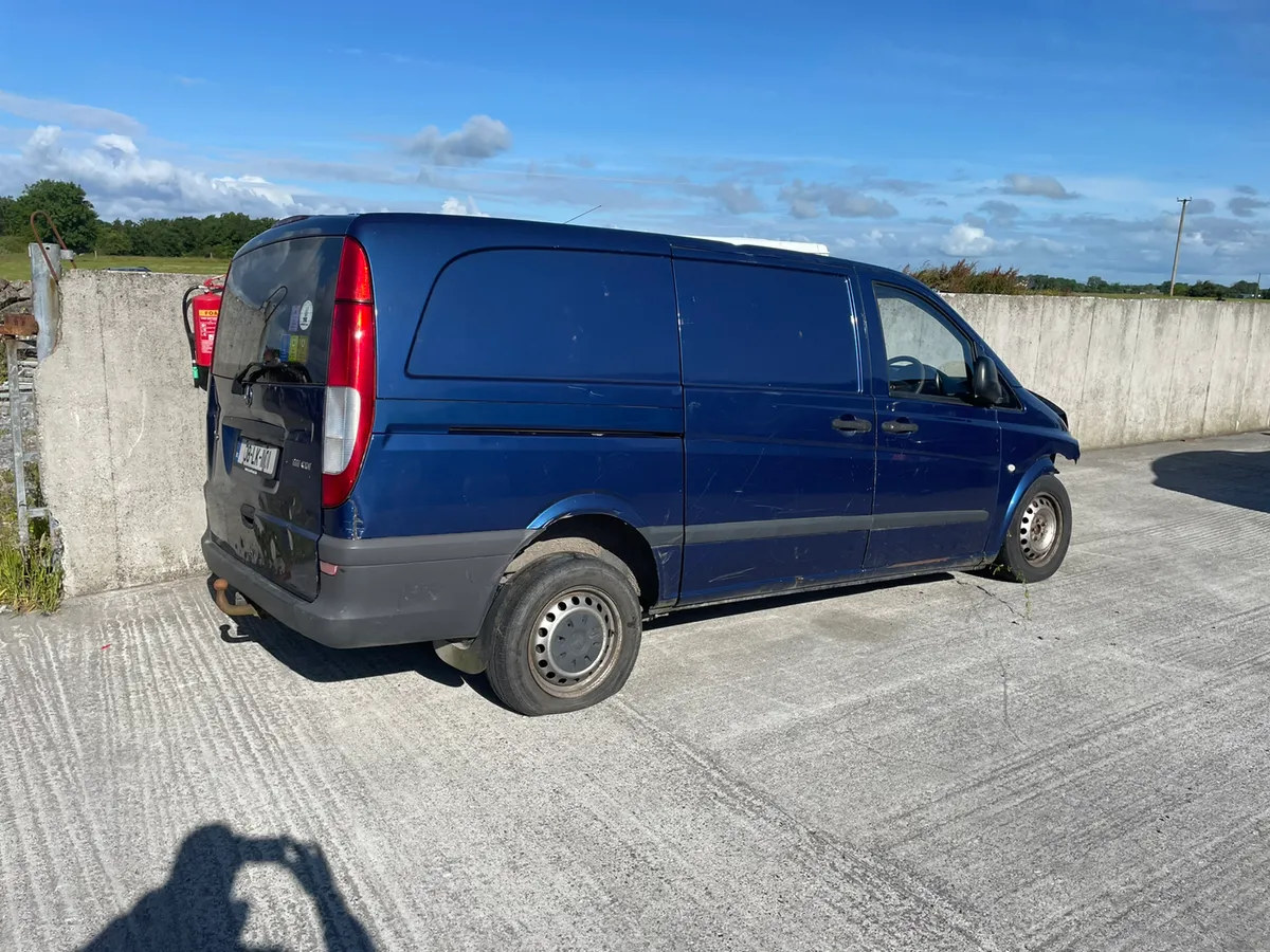 2008 Mercedes' Vito 2.1 diesel for dismantling