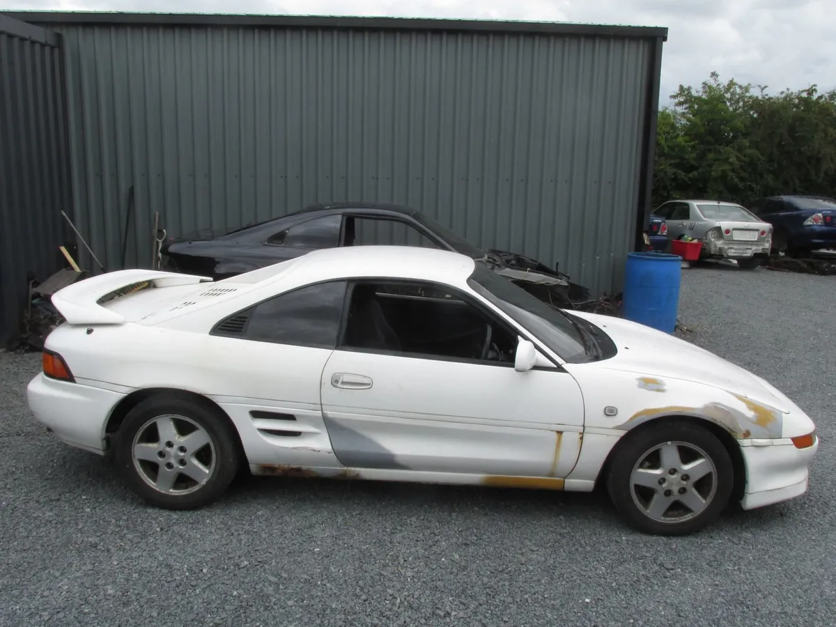TOYOTA MR2's FOR BREAKING PARTS TO CLEAR