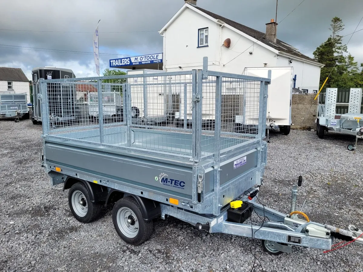 M-TEC  8' x 5'   TIPPING  TRAILER