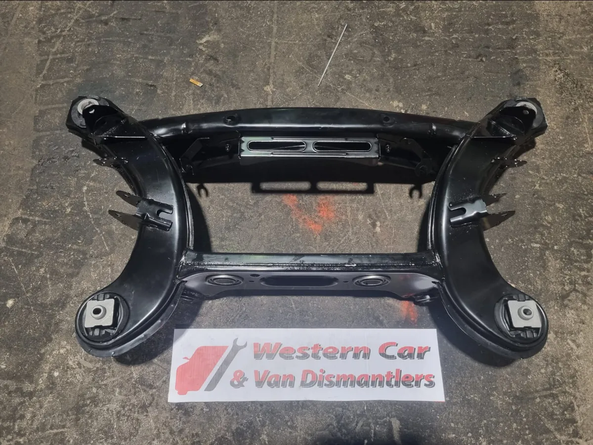 New Mercedes e200 rear frames 2009 on