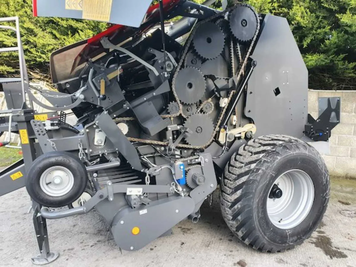 Massey Ferguson Balers - Image 2