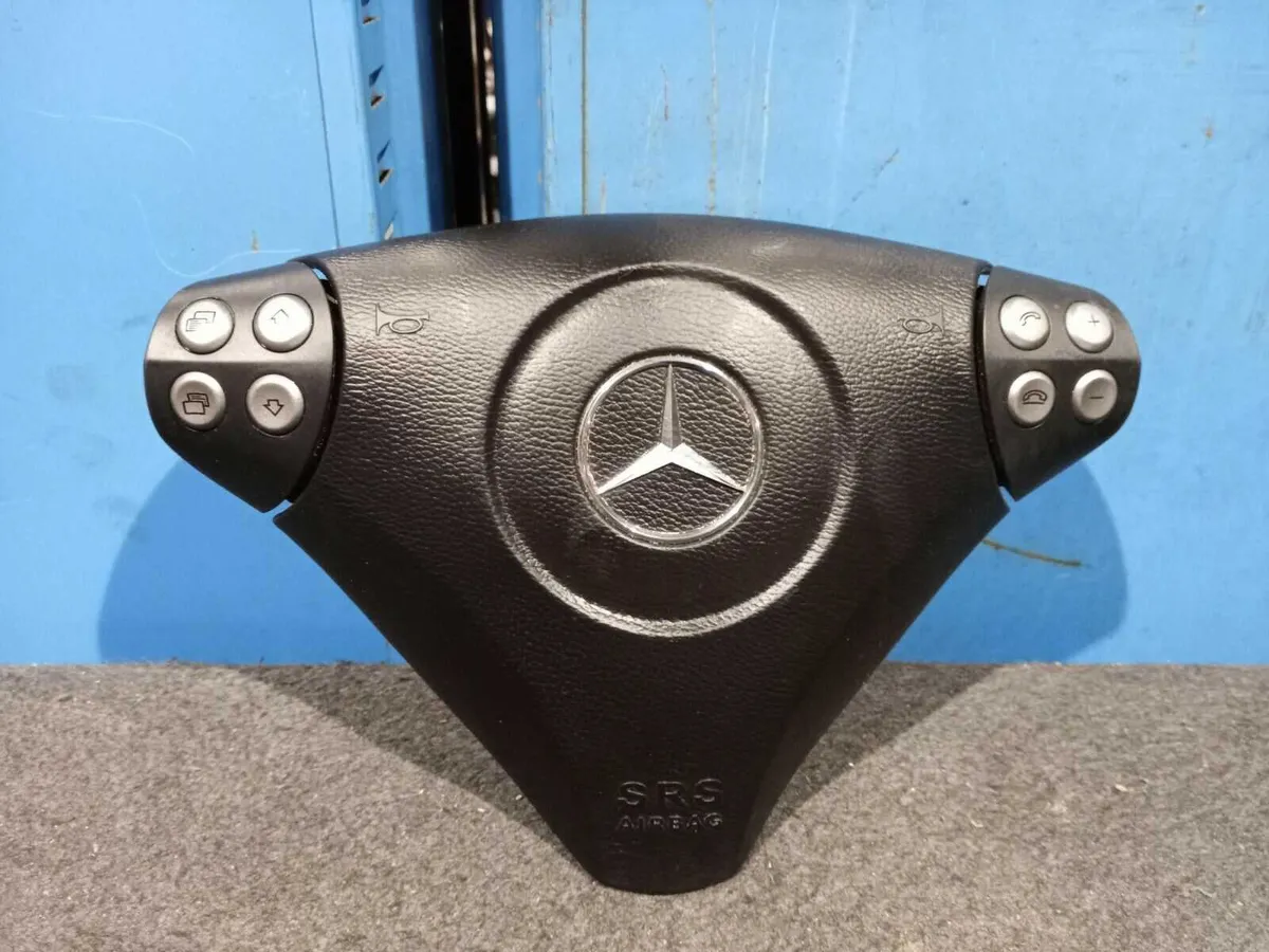 Mercedes W203 Centre Steering Wheel With Airbag