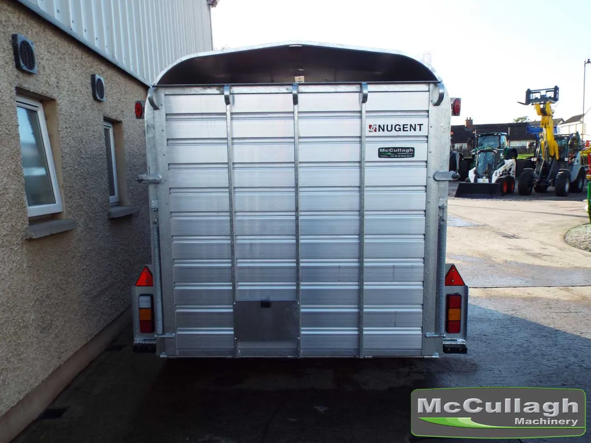 New Nugent 14ft Tri-Axle Cattle Trailer - Image 4