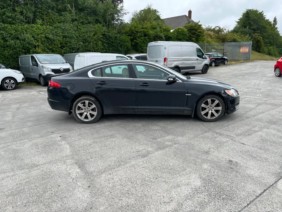 2008 Jaguar XF 2.7 Auto luxury - Image 3