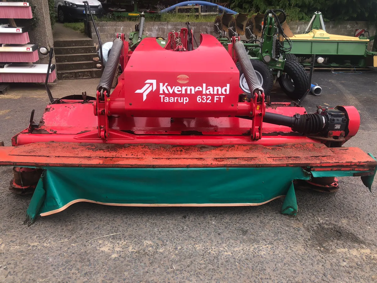 Kverneland 3632 front mower - Image 1