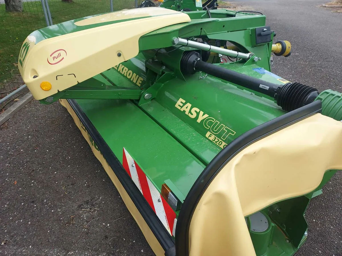 Krone ECF320 CV Front Pulled Conditioner Mowers - Image 3