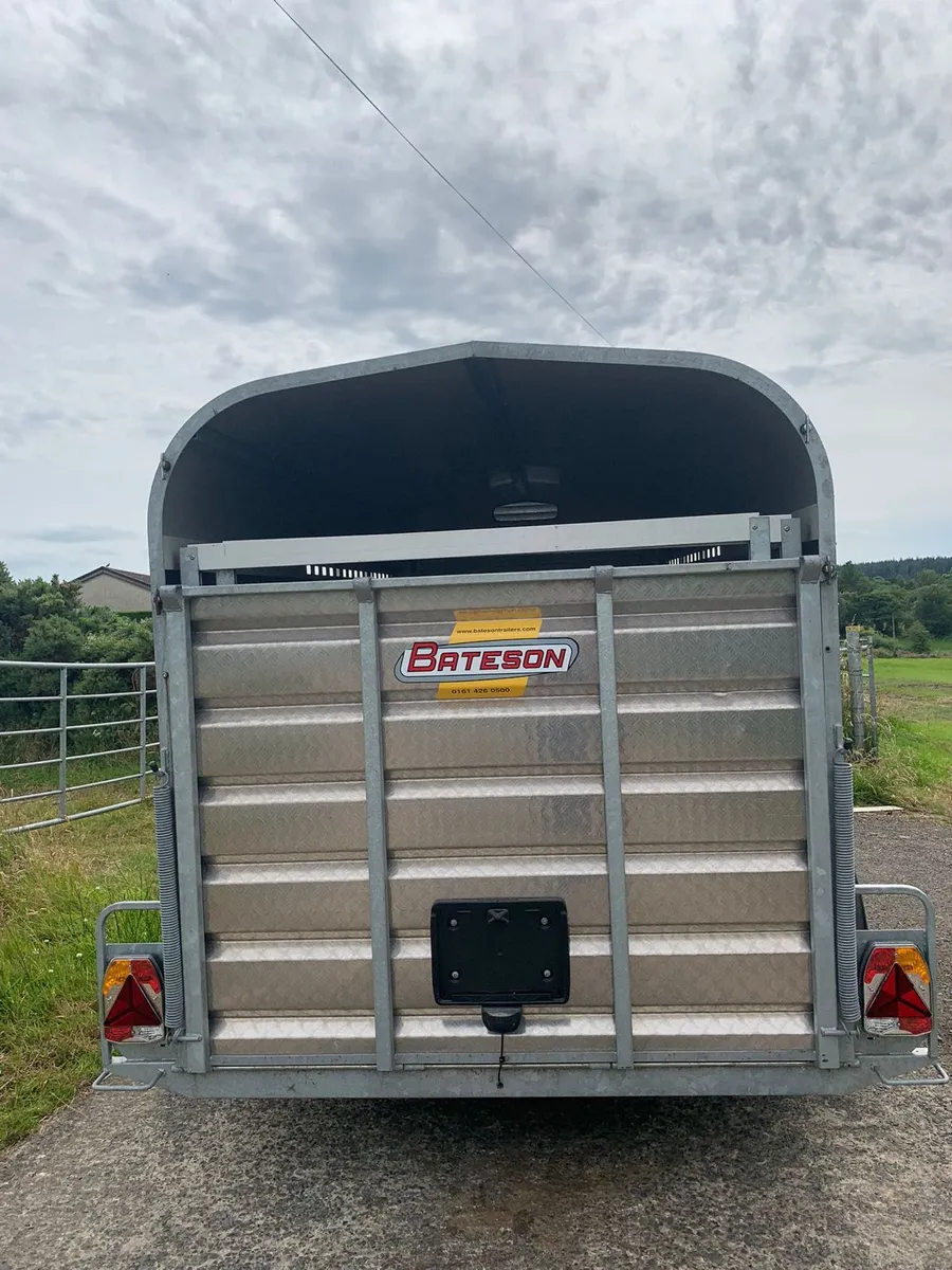 BATESON 48LT 12x5’8” LIVESTOCK TRAILER - Image 3