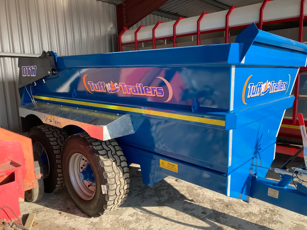17 t tuffmac dump trailer buckets & brushes - Image 1