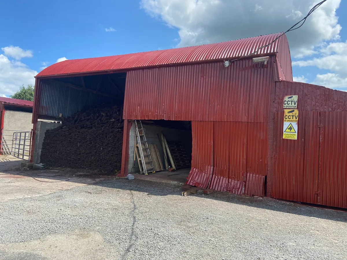 Shed and roof painting