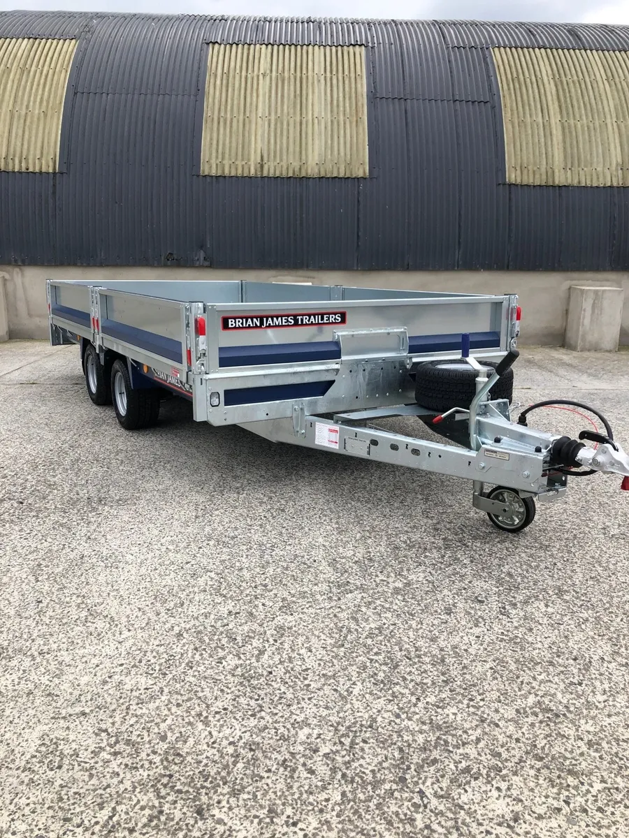 Brian James Connect flatbed trailer 476-3618