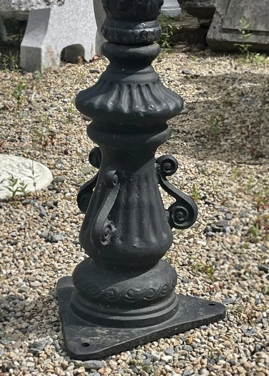 Cast Iron Patio Lights - Image 2