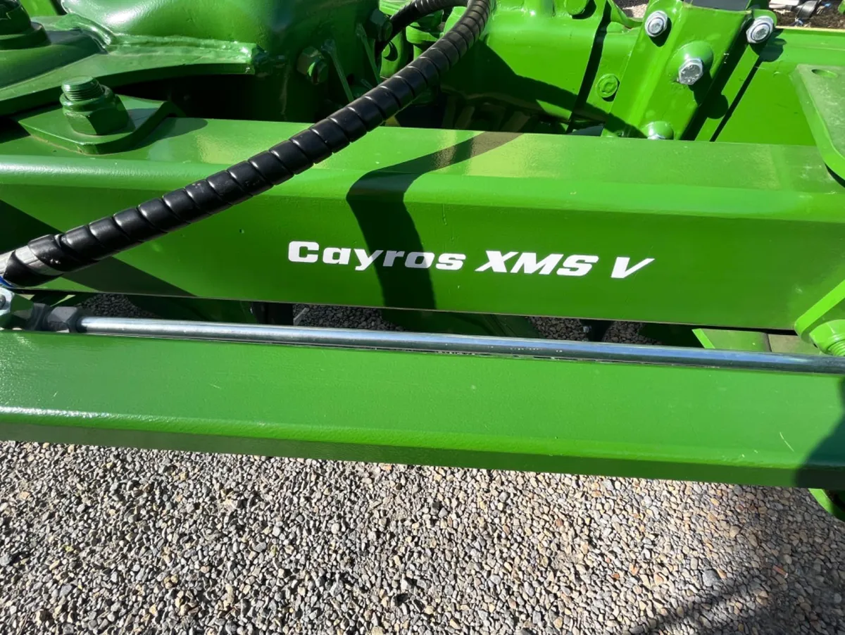 Amazone 5 sod plough - Image 3