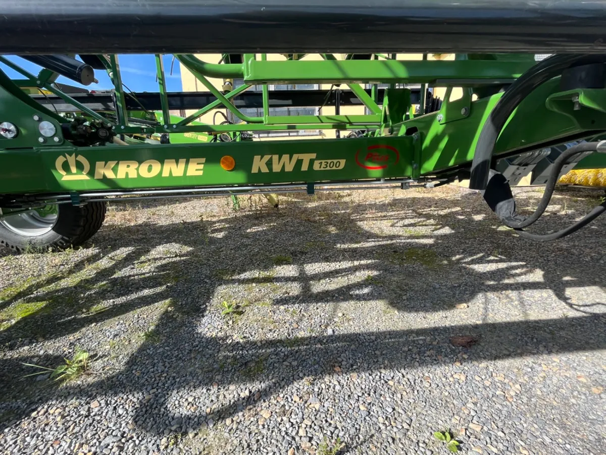 Krone kwt 1300 Tedder - Image 2