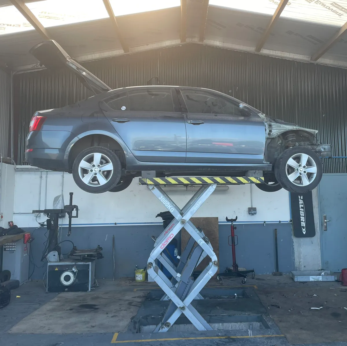 151 skoda Octavia 2.0 tdi dsg for dismantling