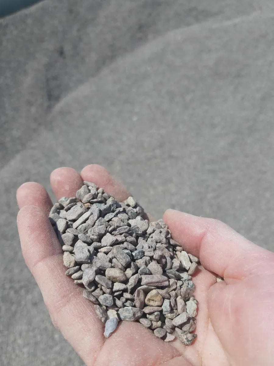 6mm Grit Pea Gravel - Image 2