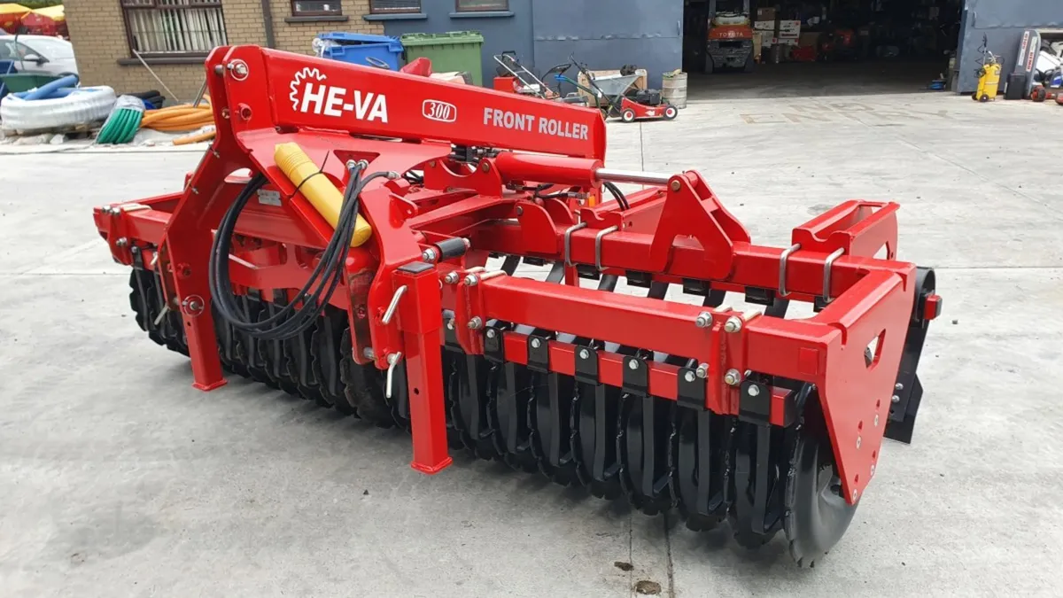 New HeVa 3 meter Front Mounted Furrow Press - Image 3