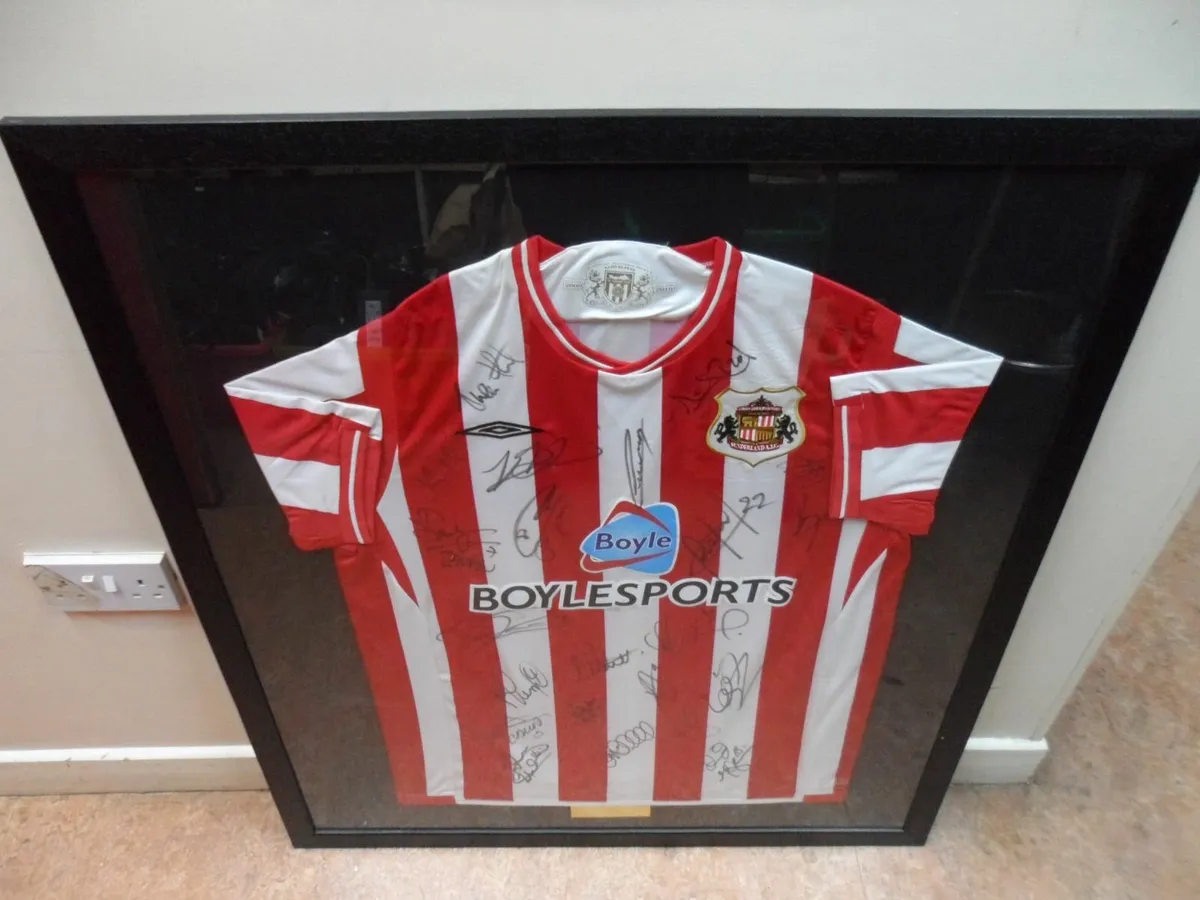 Framed Jerseys - Image 1