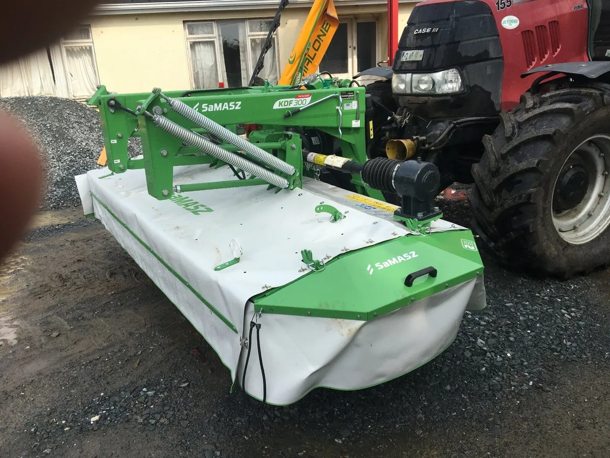 Samasz KDF 300 front disc mower - Image 1
