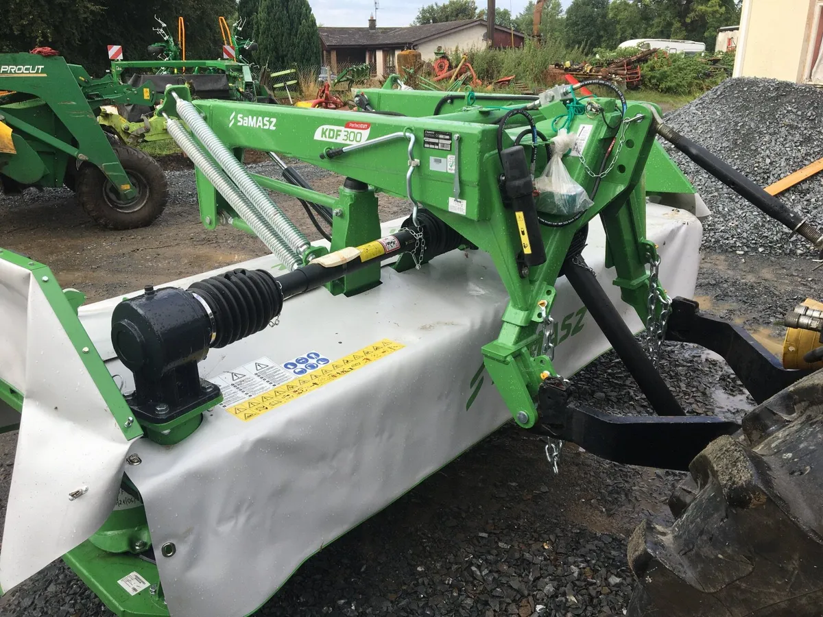 Samasz KDF 300 front disc mower - Image 3