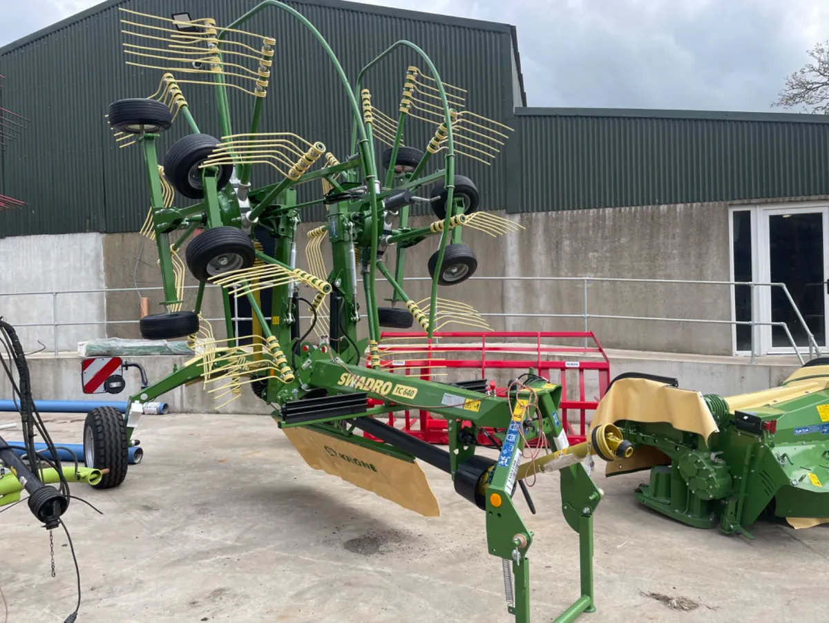 New Krone TC640 rake