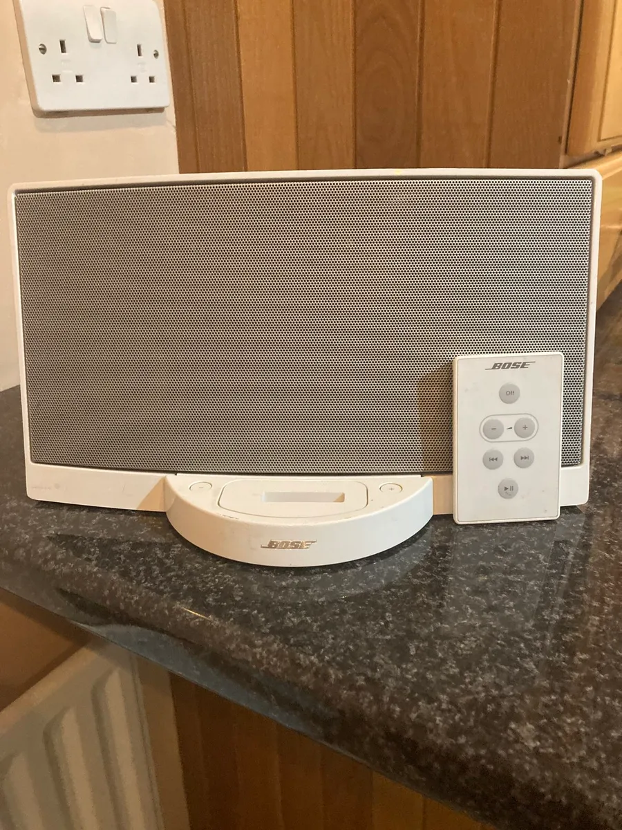 Bose Sounddock Speaker - Image 1