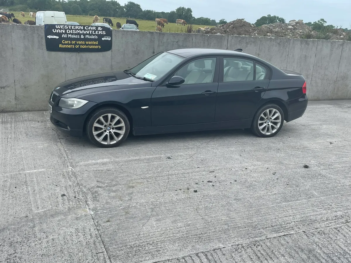2009 bmw 318 2.0 petrol for dismantling