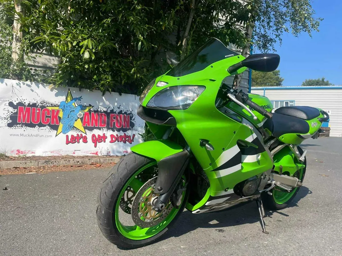 Kawasaki Zxr 636 model DELIVERY-PARTX-LOW MILES - Image 1