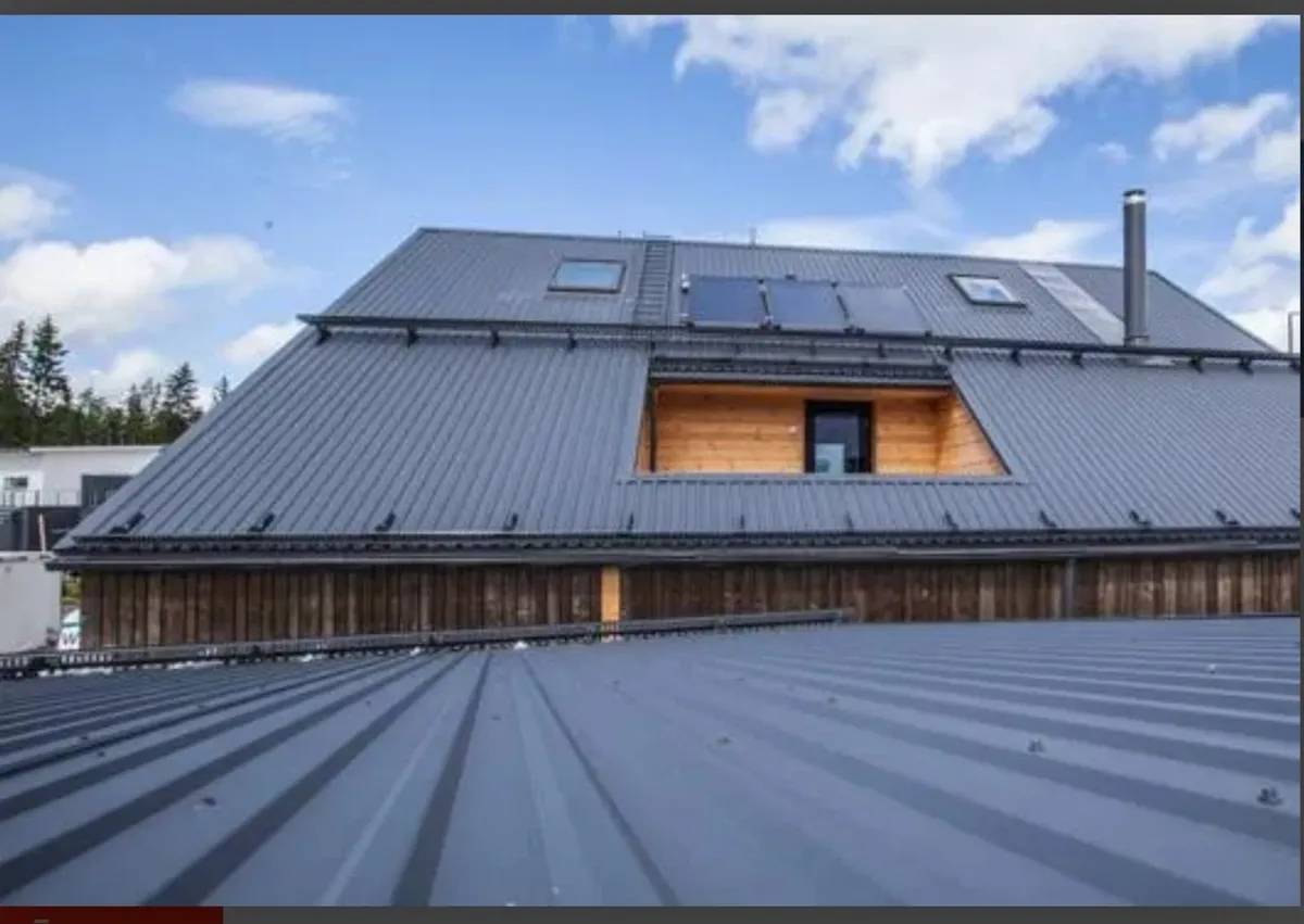 Roof sheeting - Image 1