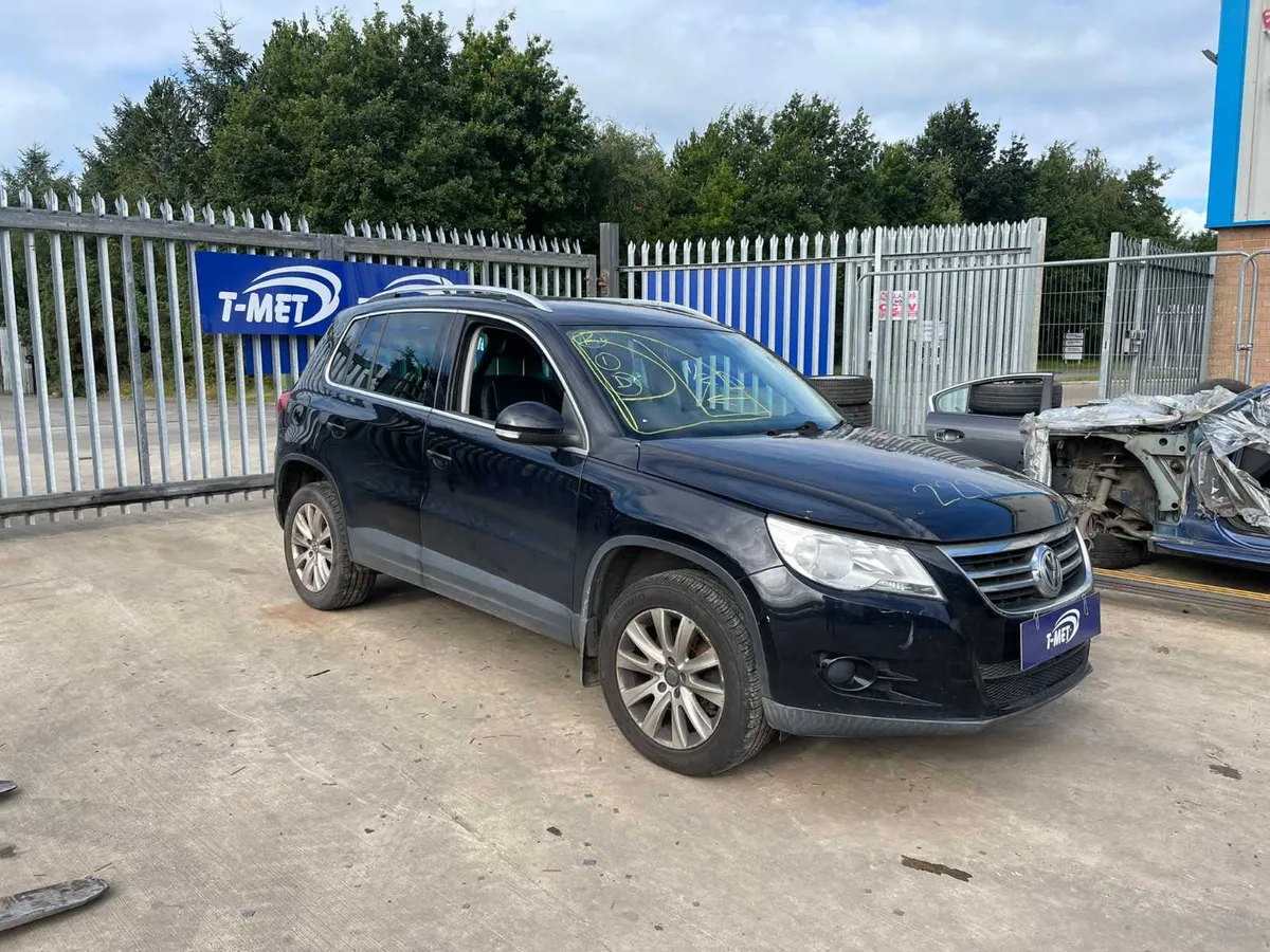 VOLKSWAGEN TIGUAN 2009 BREAKING FOR PARTS - Image 1