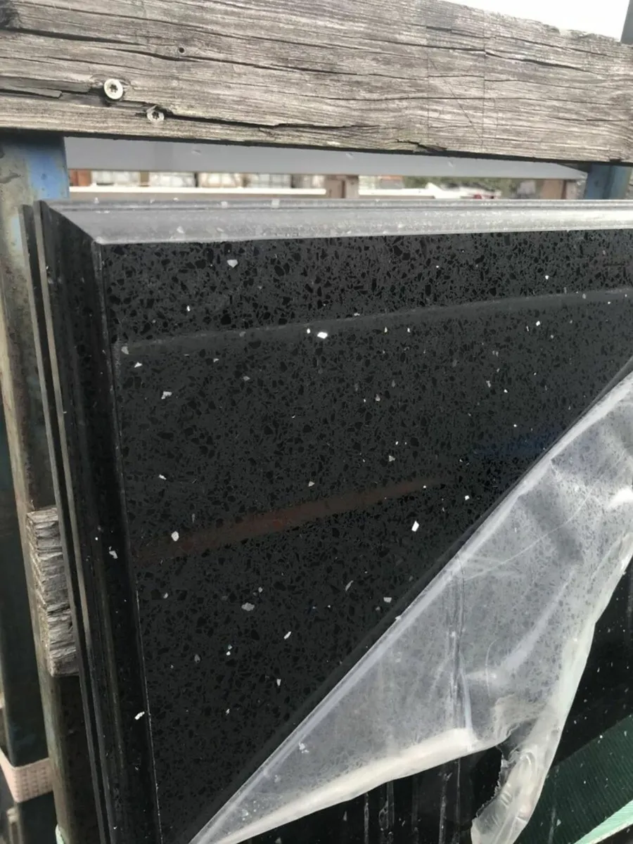 Black Quartz Island Tops - REDUCED TO CLEAR - Image 2