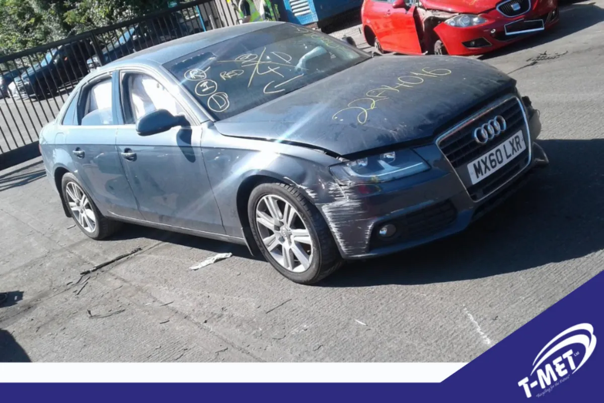 Audi A4, 2011 BREAKING FOR PARTS - Image 1