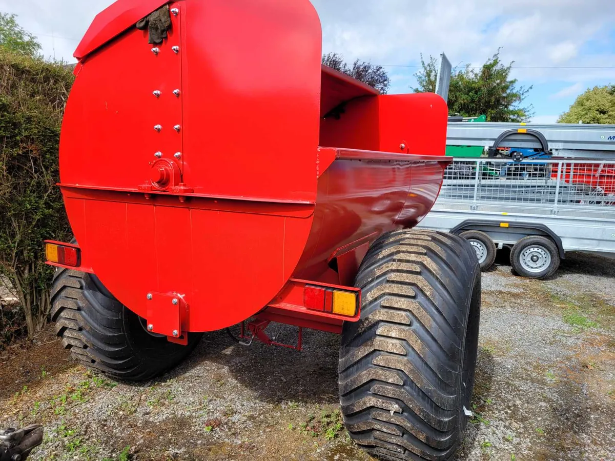 New Belmac dung spreaders - Image 2