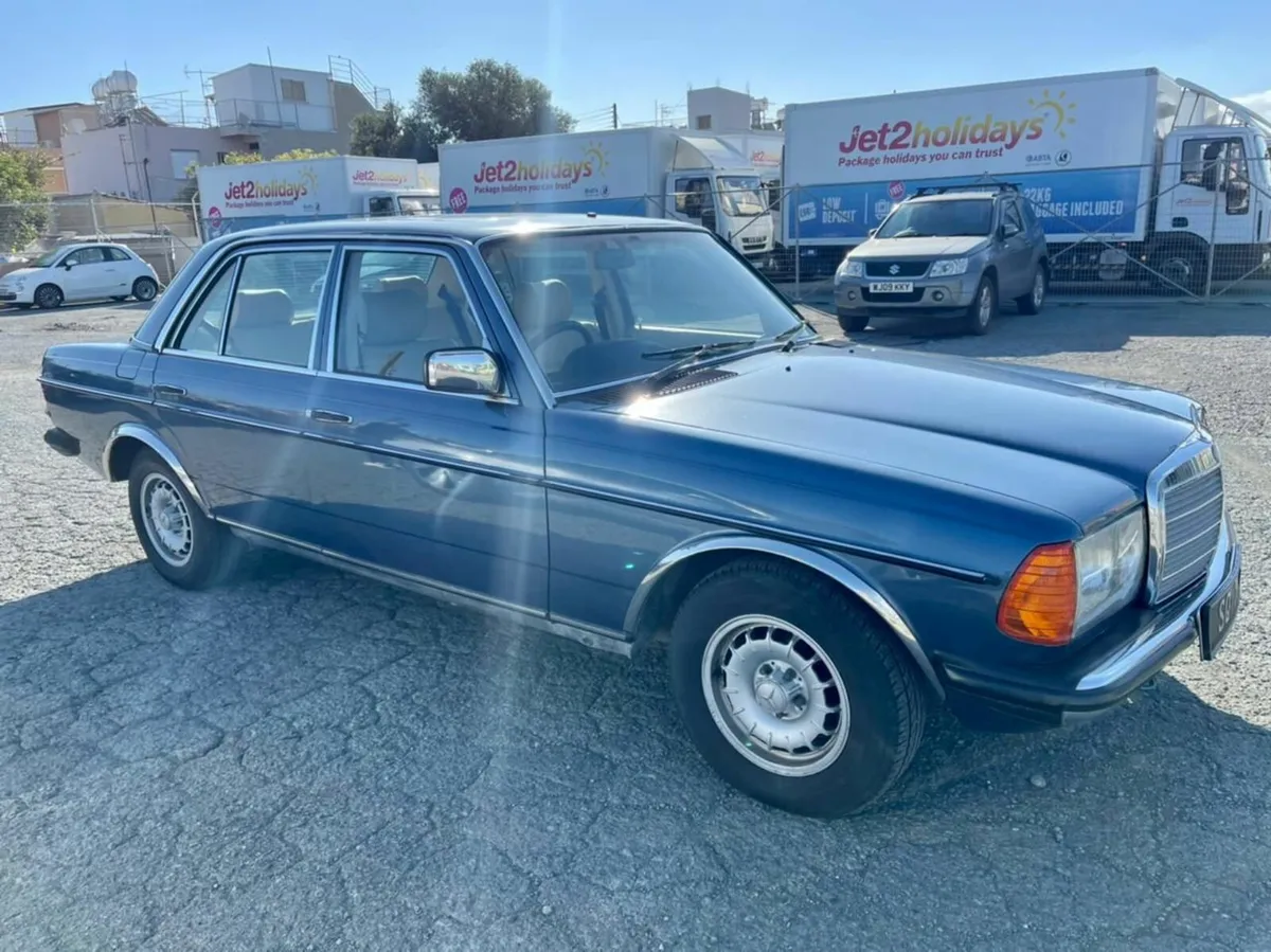 1983 Mercedes 123 Series 230E - Image 3