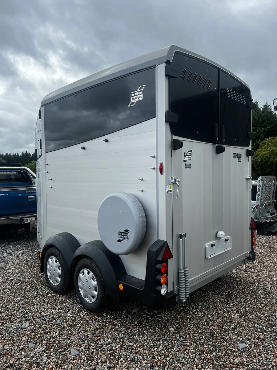 New Ifor Williams HBX 511 - Image 3