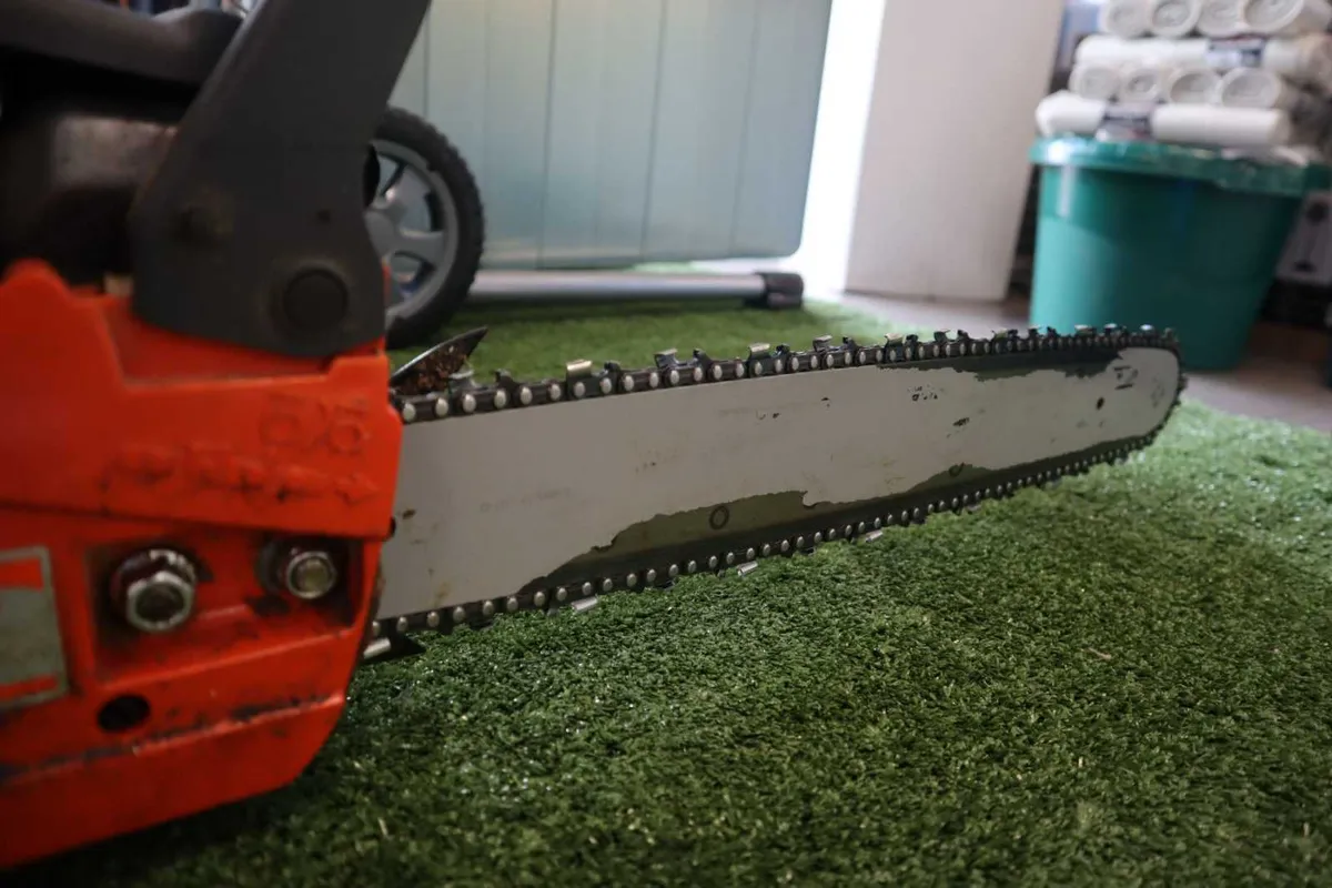 Oleo Mac 510 Chainsaw Used - Image 1