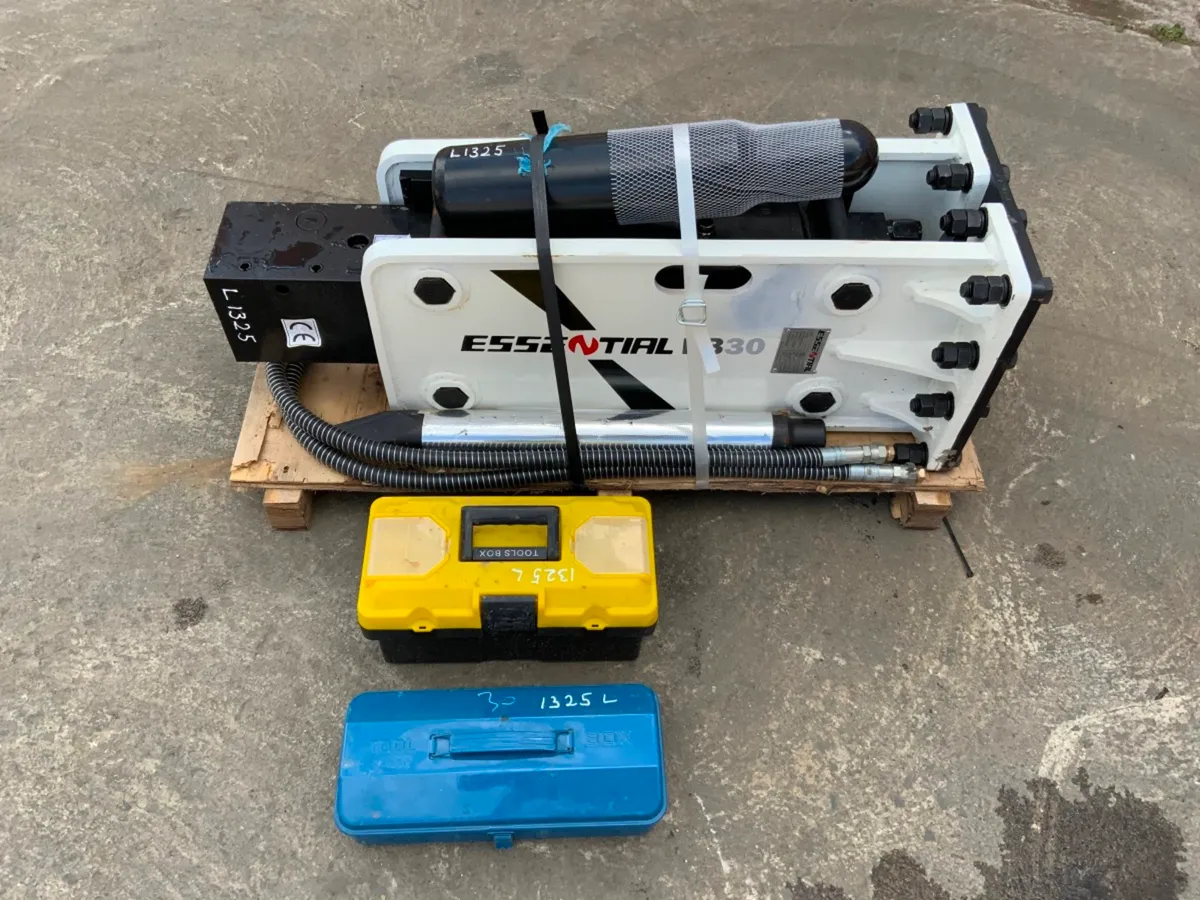 *** NEW ESSENTIAL EB30  HAMMER /  BREAKER 3/6 ton - Image 4