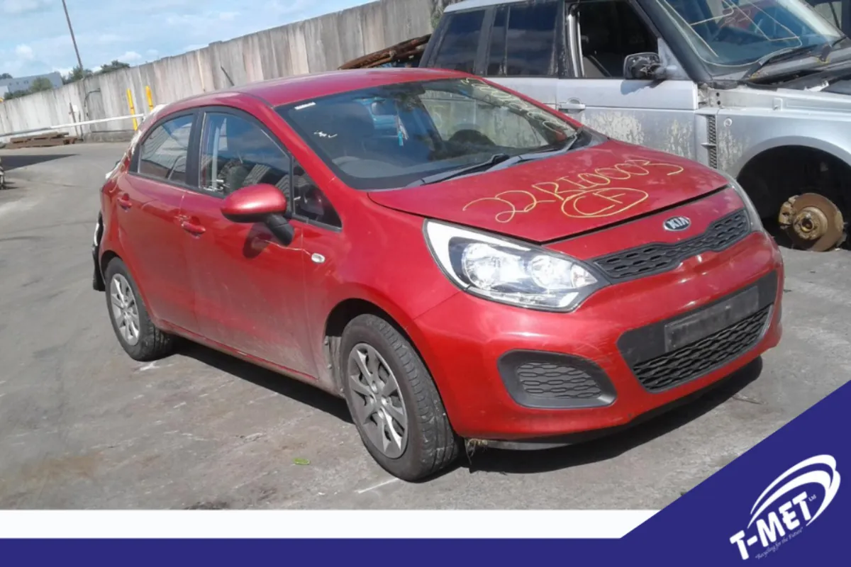 KIA RIO, 2014 BREAKING FOR PARTS - Image 1