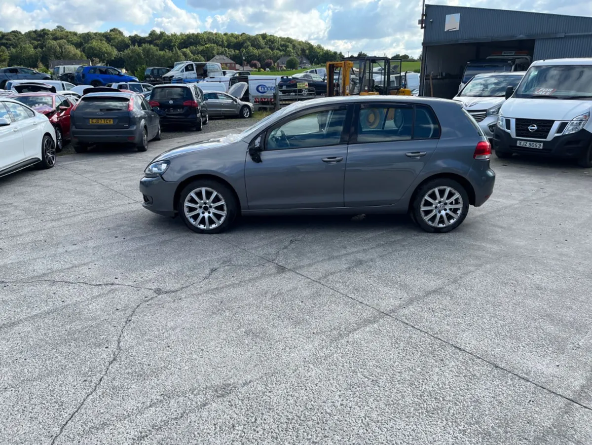 2011 VW Golf 1.6 TDI - Image 2