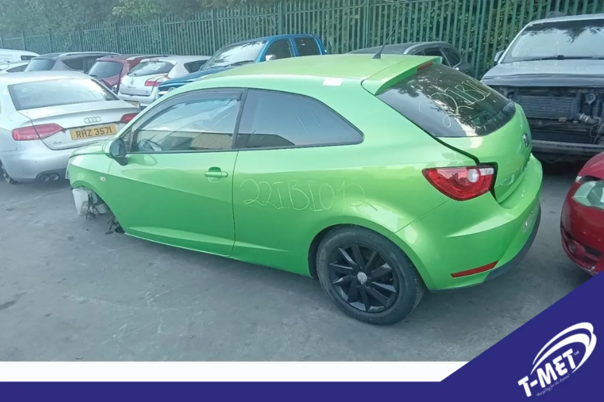 SEAT Ibiza, 2012 BREAKING FOR PARTS