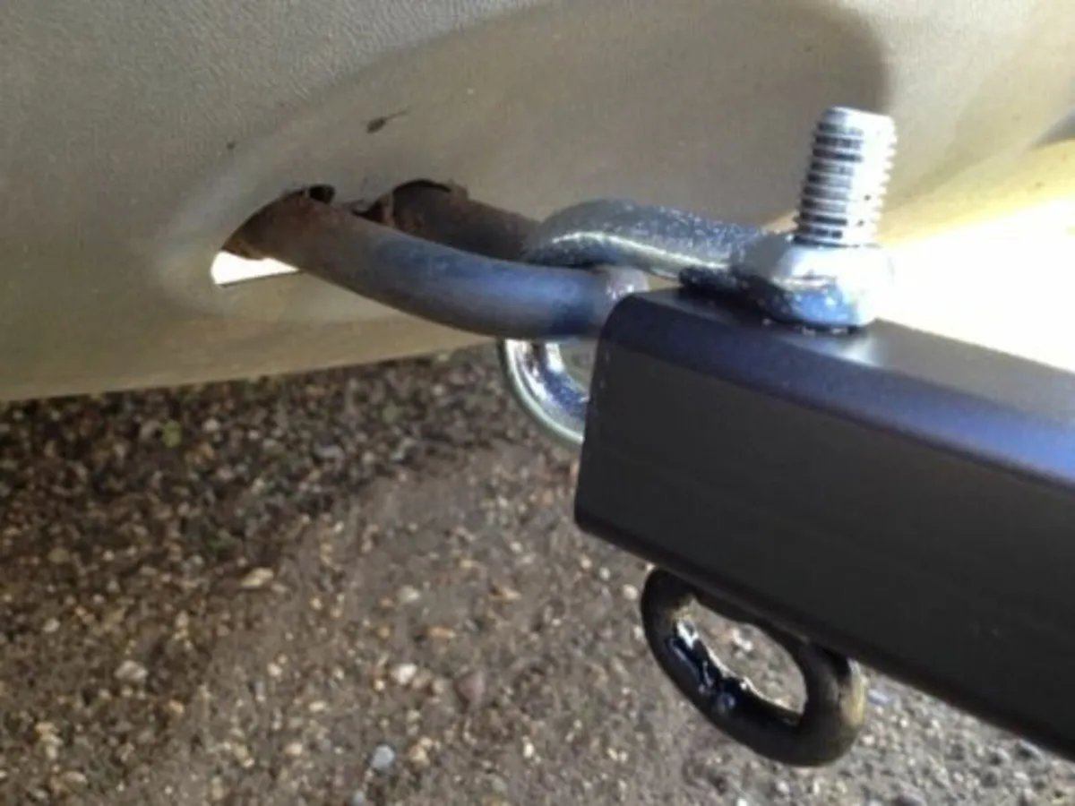 NEW 3.5Ton Vehicle Recovery Tow Pole Towing Bar - Image 3