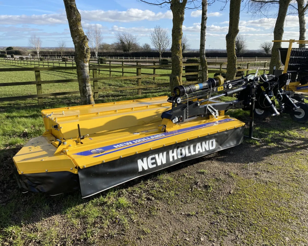 New Holland 10ft Mower - Image 1