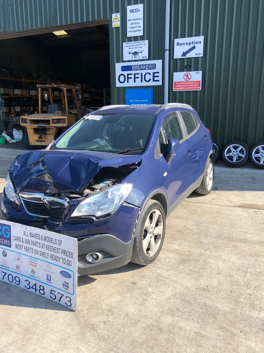 2015 Vauxhall mokka parts breaking - Image 2